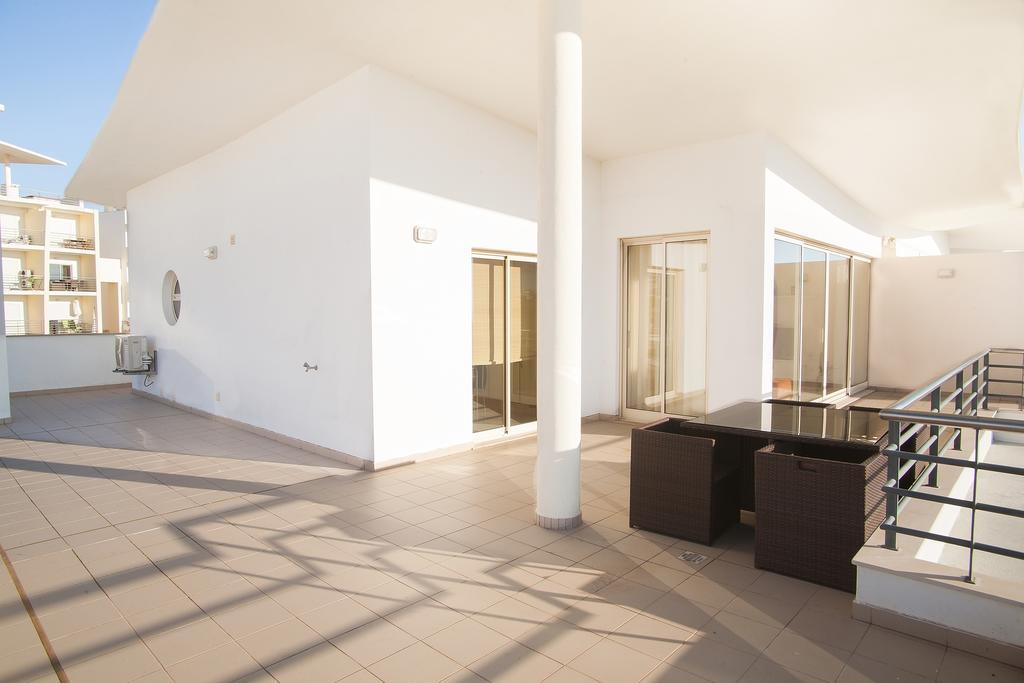Apartamento Sea View Penthouse In Albufeira Habitación foto